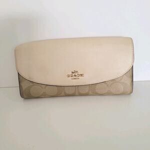 Fair Coach White Beige Wallet Envelope Card Bill Logo Crossgrain Large Damaged